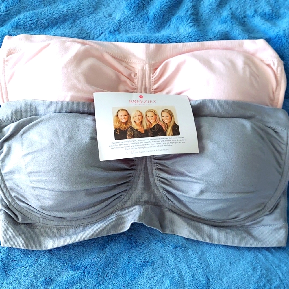 Breezies Set of underwire bras